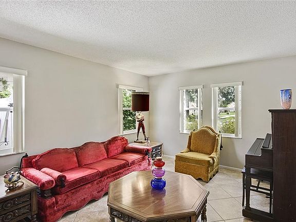 3rd image of 8637 Tarragon Dr