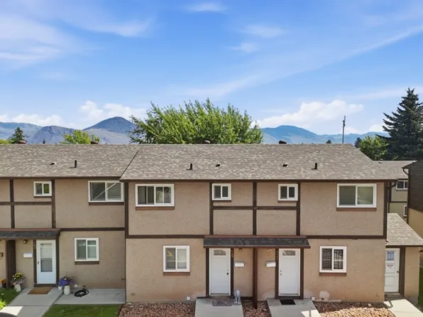 1605 Summit Dr #36, Kamloops, BC V2E 2A5