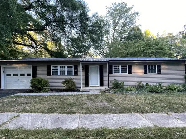 205 Forestview Cir, Bedford, VA 24523