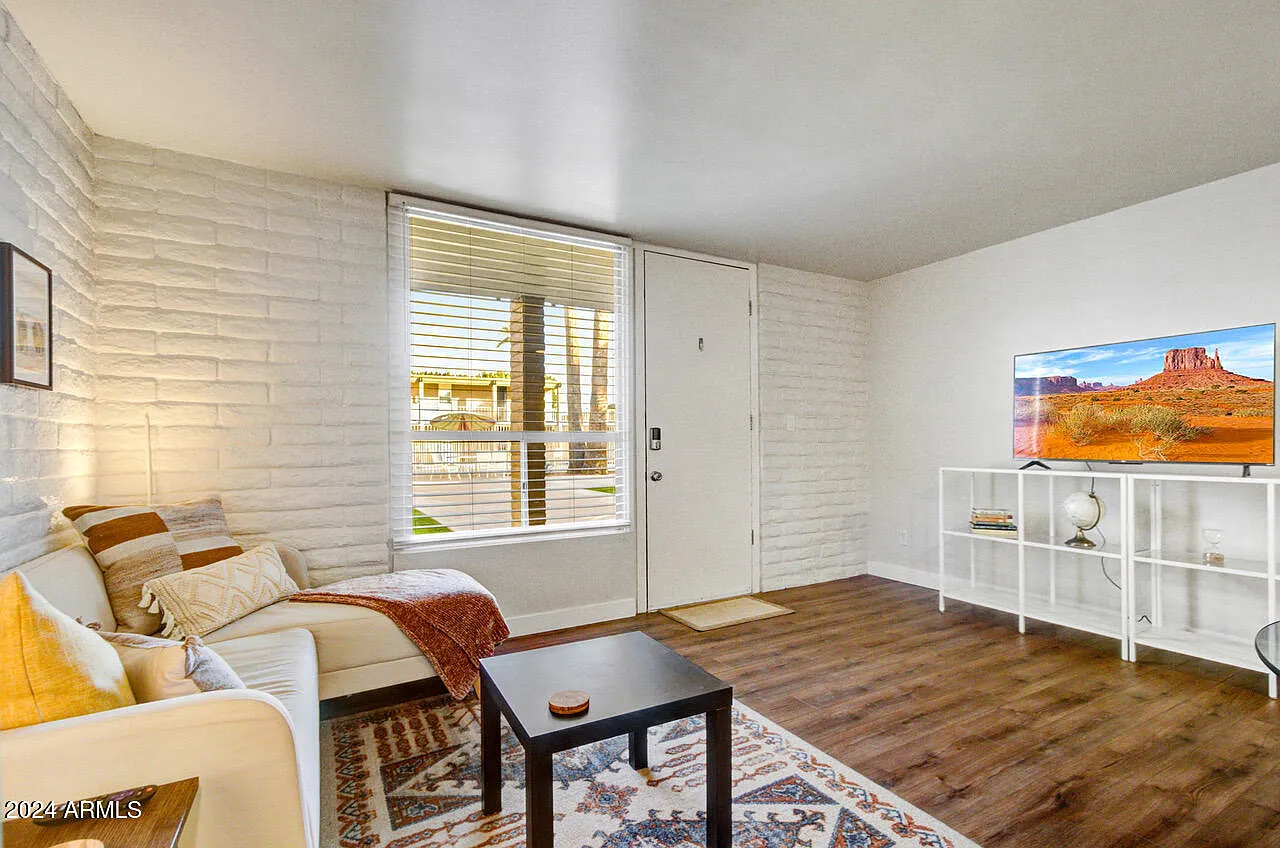 1 bed, 1.0 bath, 510 sqft, $1,825 — Photo 2