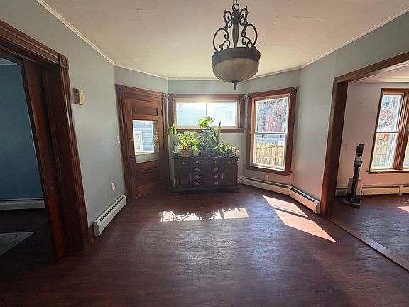 3rd image of 6 Caernarvon Street