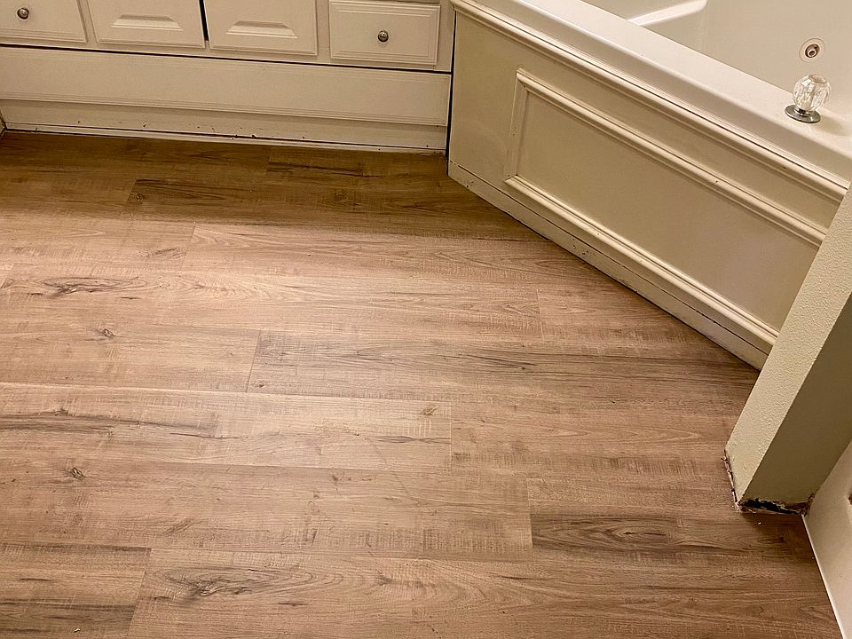 New Floorings Throughout- Bath with Seperate Shower and Garden Soaking Tub