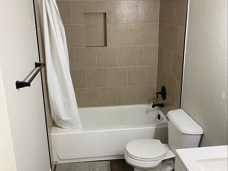 2201 White Pine Dr — Photo 9