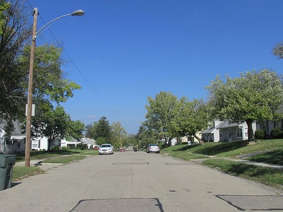 5th image of 66 S Westview Ave