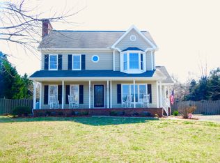 5108 Willow Bend Rd, Greensboro, NC 27406