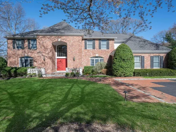 3 Shetland, Dix Hills, NY 11746
