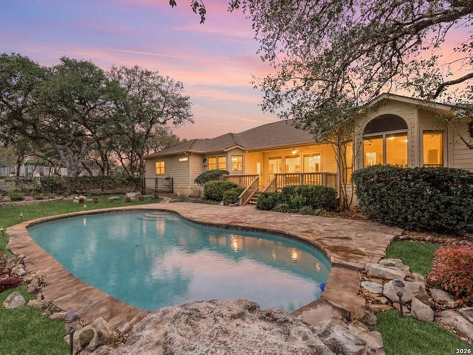 1st image of 4602 Scenic Cir