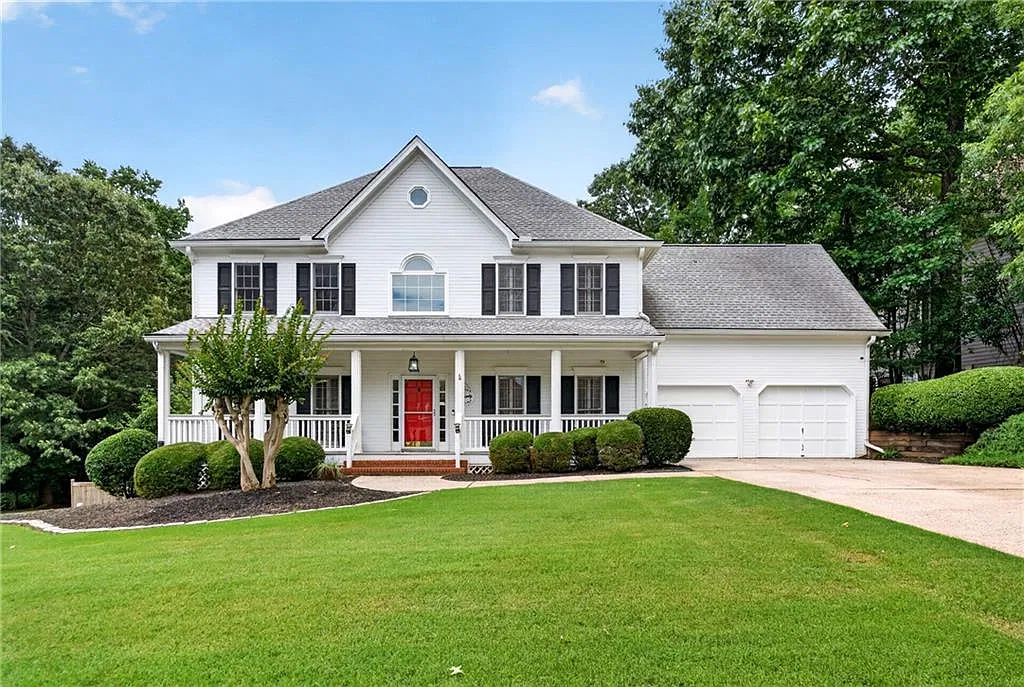 6 bed, 3.5 bath, 5262 sqft, $3,800 — Photo 1