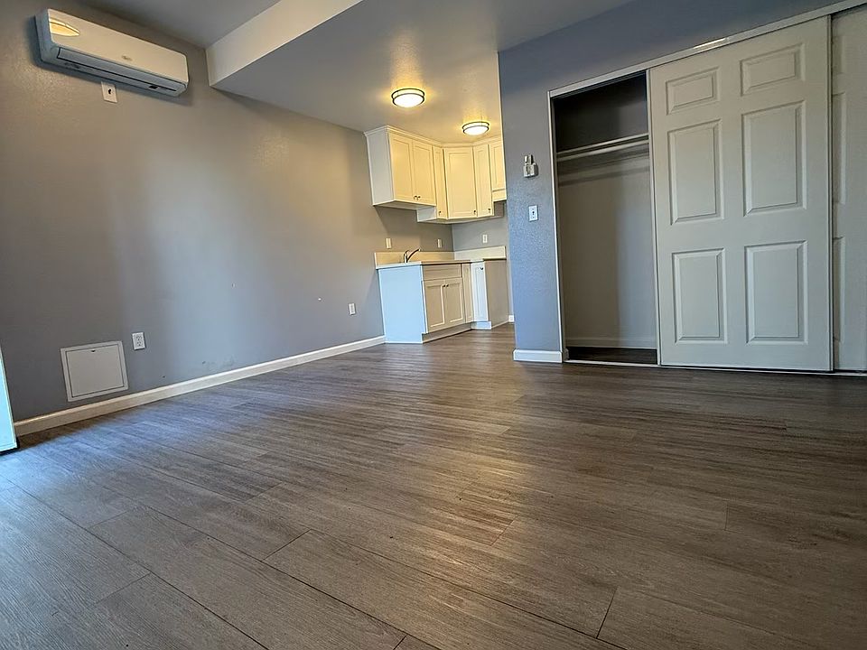 1st image of 10731 Barlow Ave #J