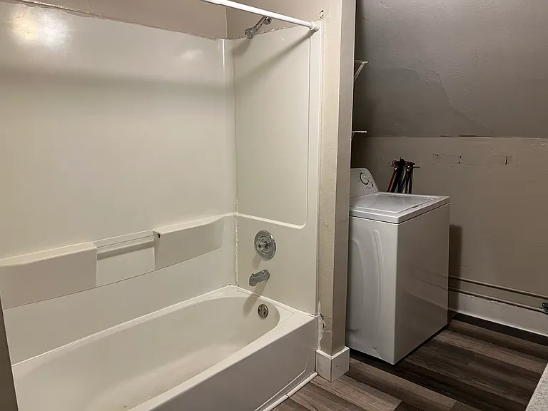 743 Eddy St #1/2 — Photo 15