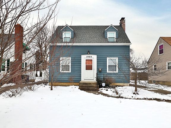 3rd image of 1900 Merryhill Dr