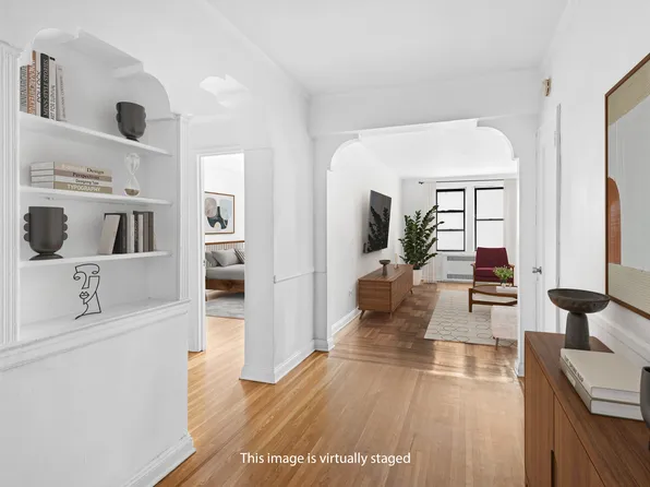 657 East 26th Street image 1 of 9