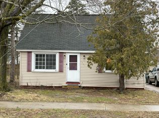 1381 Madison St, Muskegon, MI 49442