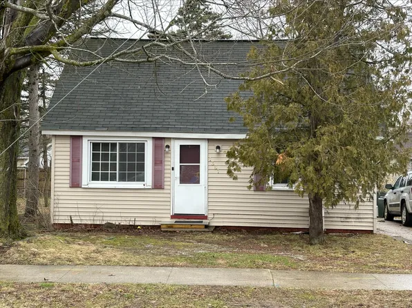 1381 Madison St, Muskegon, MI 49442
