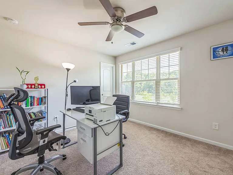 1012 Leland Dr — Photo 35