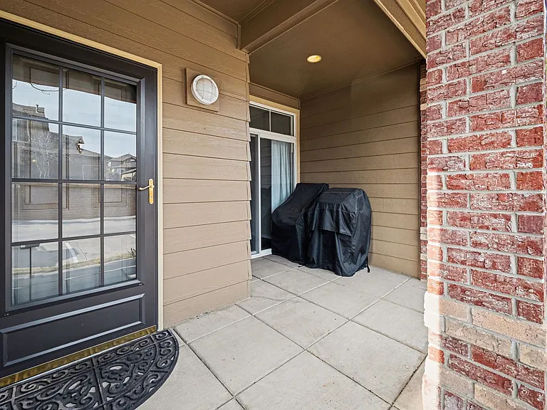 6412 Silver Mesa Dr #B — Photo 20