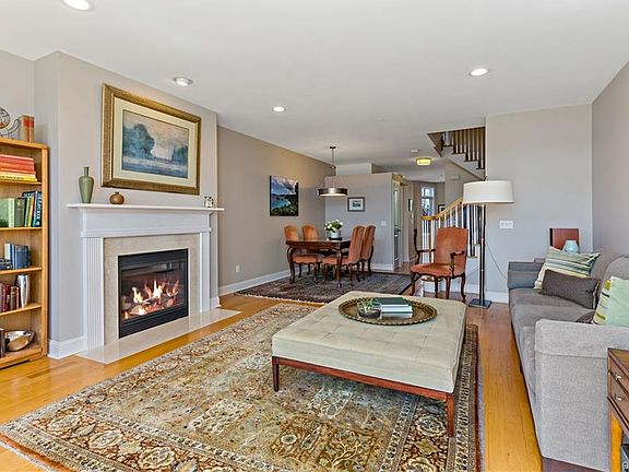 4th image of 105 River St