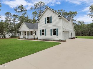 125 Middle Rd, Beaufort, SC 29907