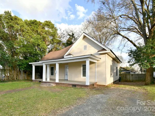 221 Fink Ave NW, Concord, NC 28025