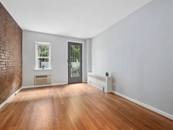 482 East 74th Street image 6 of 8