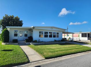 102 48th Avenue Dr W, Bradenton, FL 34207