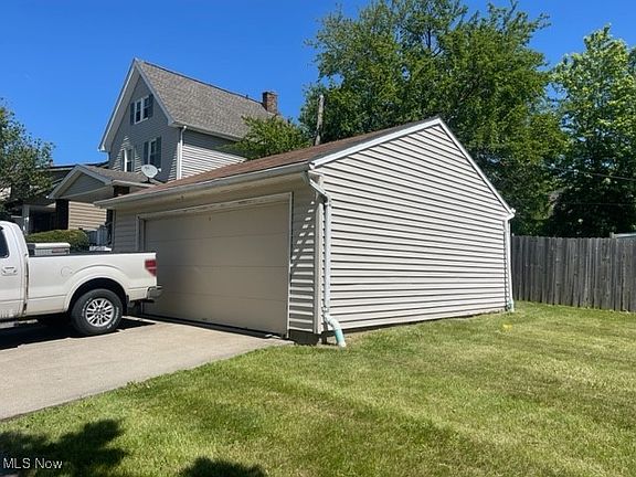 2nd image of 8005 Garfield Blvd