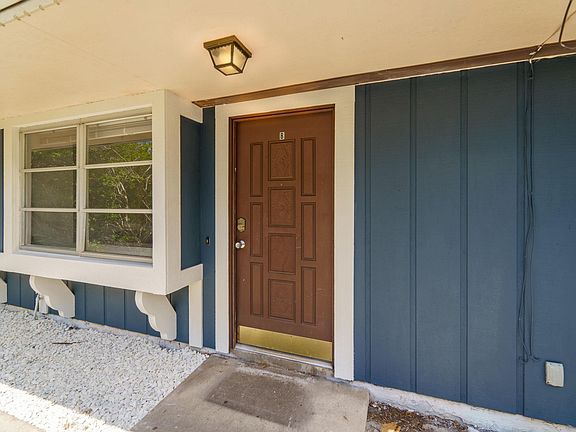 4th image of 3517 Sherwood Dr APT B