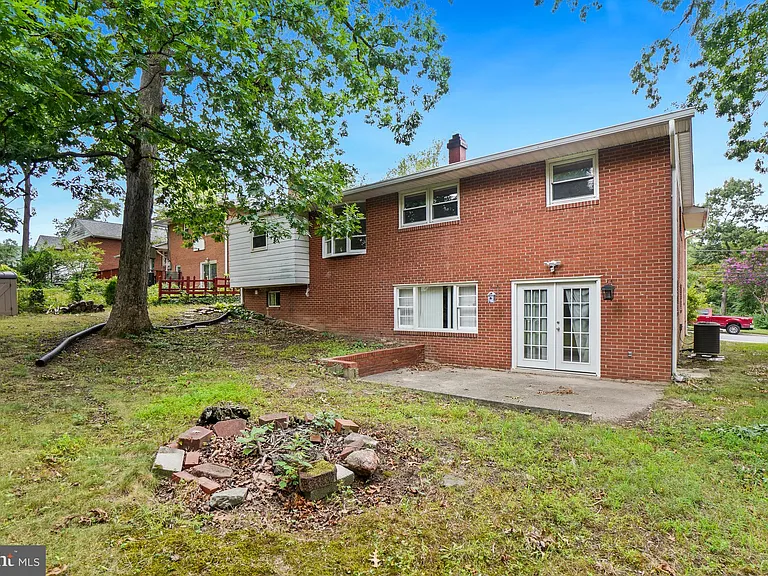 9017 Saint Andrews Pl — Photo 30