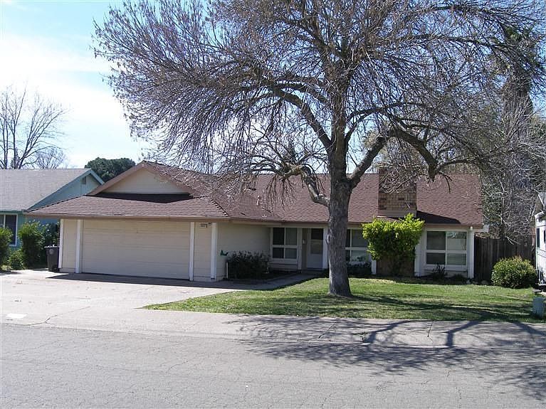 1st image of 5913 Brittany Way