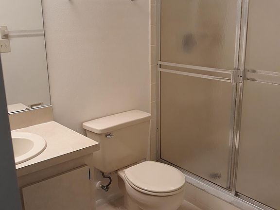 Back bedroom bathroom.