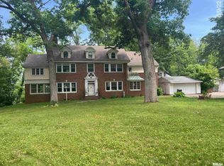 1607 20th St, Rock Island, IL 61201