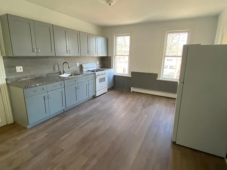 316 Grand St #4 — Photo 1