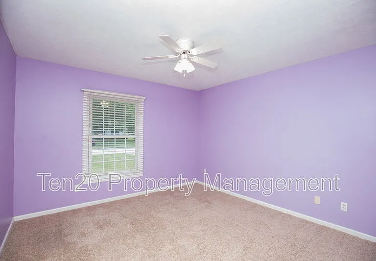 5827 Gene Ave — Photo 8