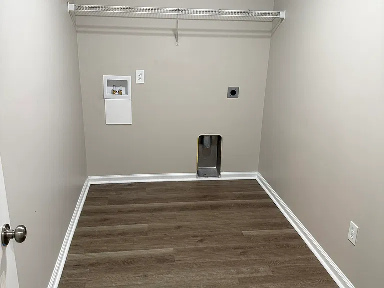1016 Deerberry Rd — Photo 18