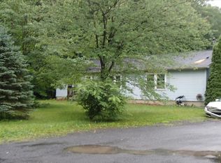 11 Old Town Rd, Selkirk, NY 12158