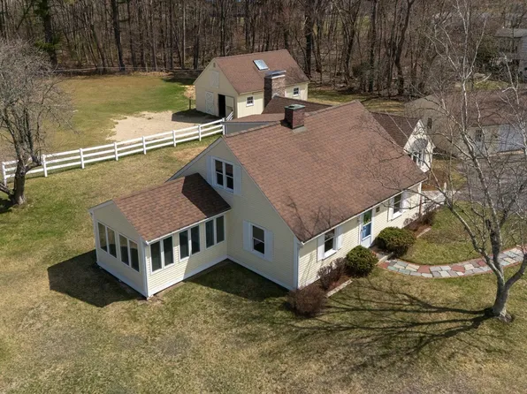 12 Miltimore Road, Derry, NH 03038