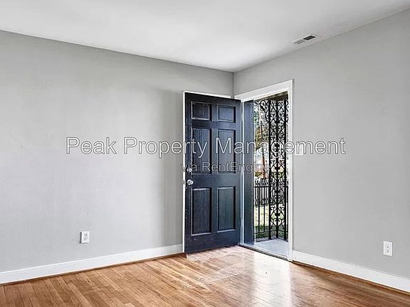 3rd image of 6903 Everview Rd
