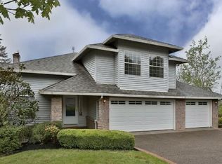 9350 SE Dundee Ct, Happy Valley, OR 97086