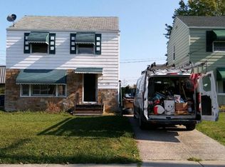 1651 Catalpa Rd, Cleveland, OH 44112