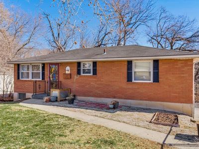 3813 N Elmwood Ave, Kansas City, MO, 64117