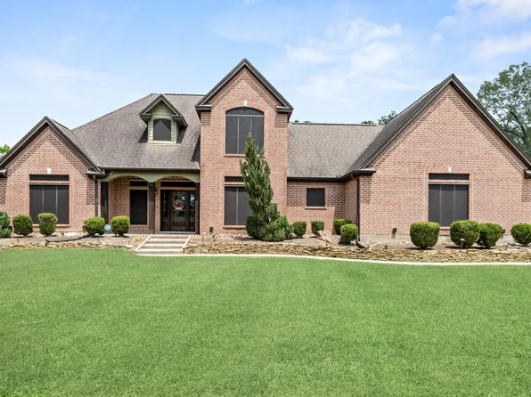 438 W Pineshadows Dr, Sour Lake, TX 77659