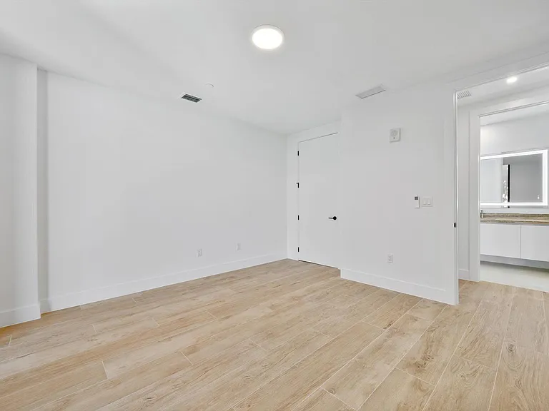 3034 Oak Ave #503 — Photo 29
