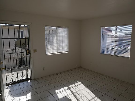 2nd image of 3869 Marlborough Ave
