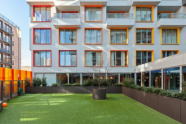 Rented by The KCI Group | media 42