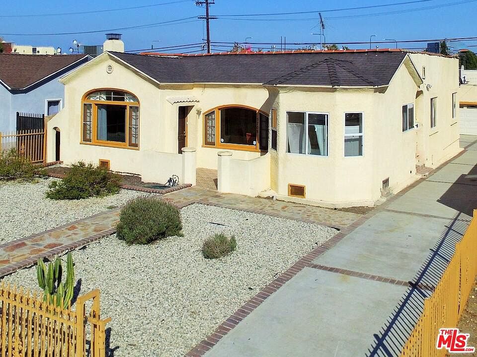 1st image of 5708 S Victoria Ave