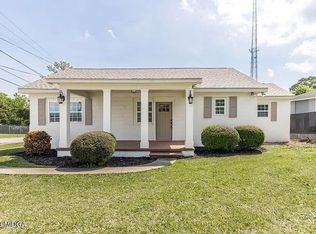 379 Rogers Ave, Macon, GA 31204