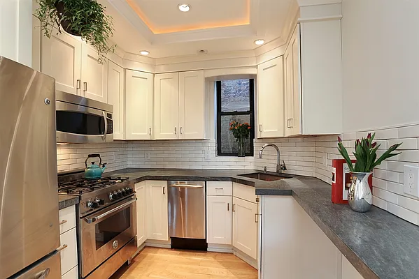 Sold by Corcoran | media 15