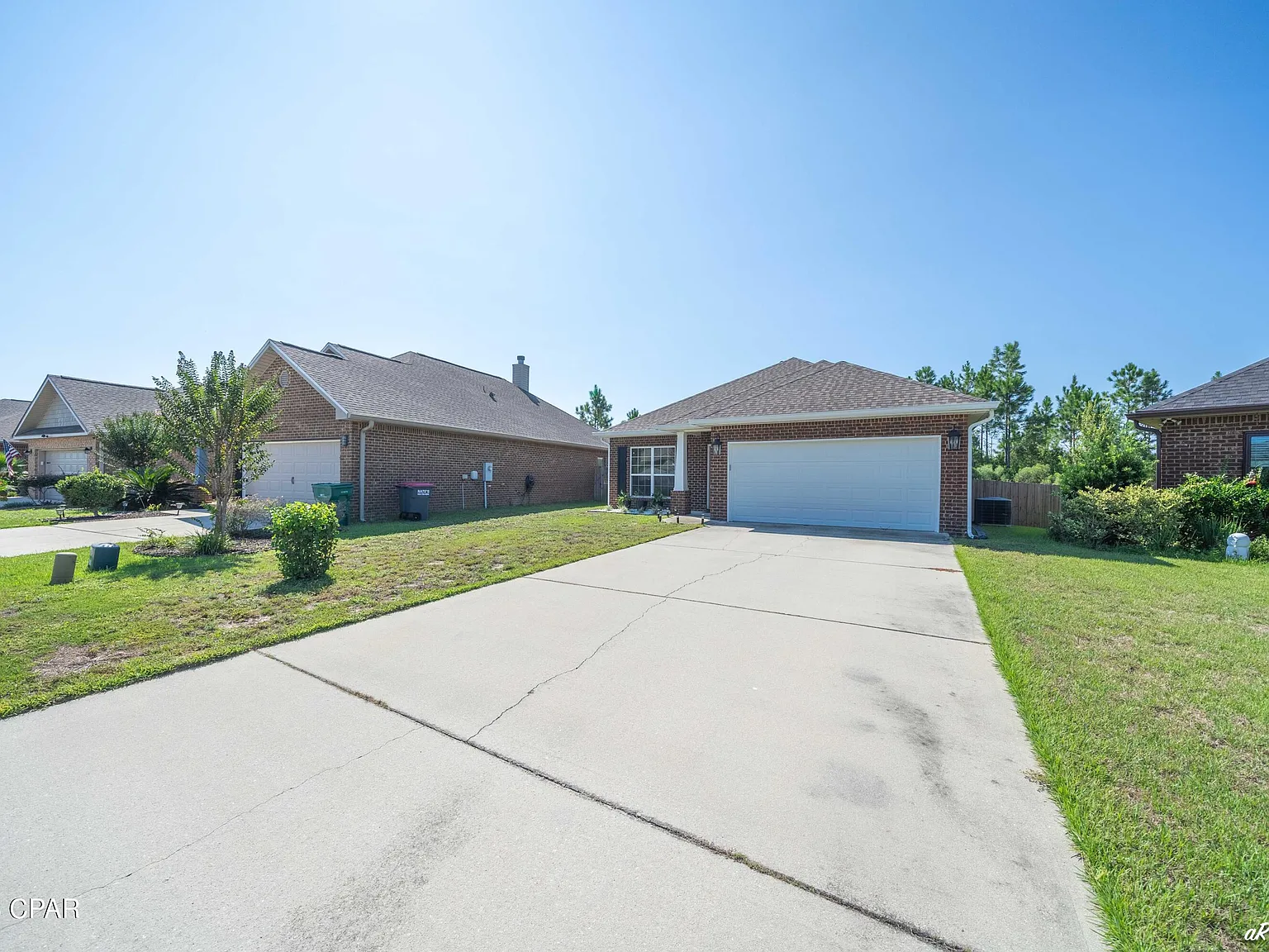 3 bed, 1737 sqft, $2,450 — Photo 3