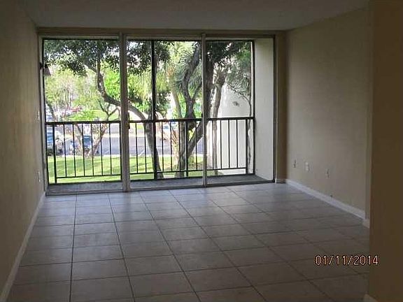 3rd image of 8840 Fontainebleau Blvd APT 203