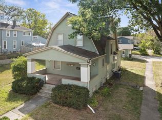 1703 Tremont St, Cedar Falls, IA 50613